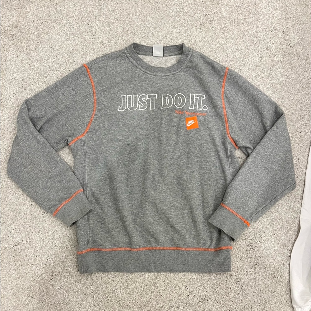 NIKE CREWNECK